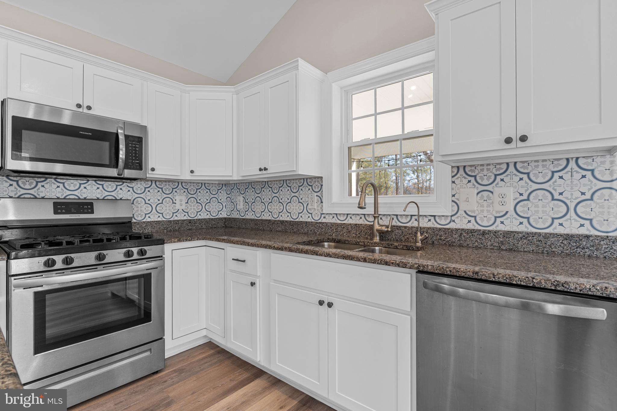 BURTON ACRES - Residential