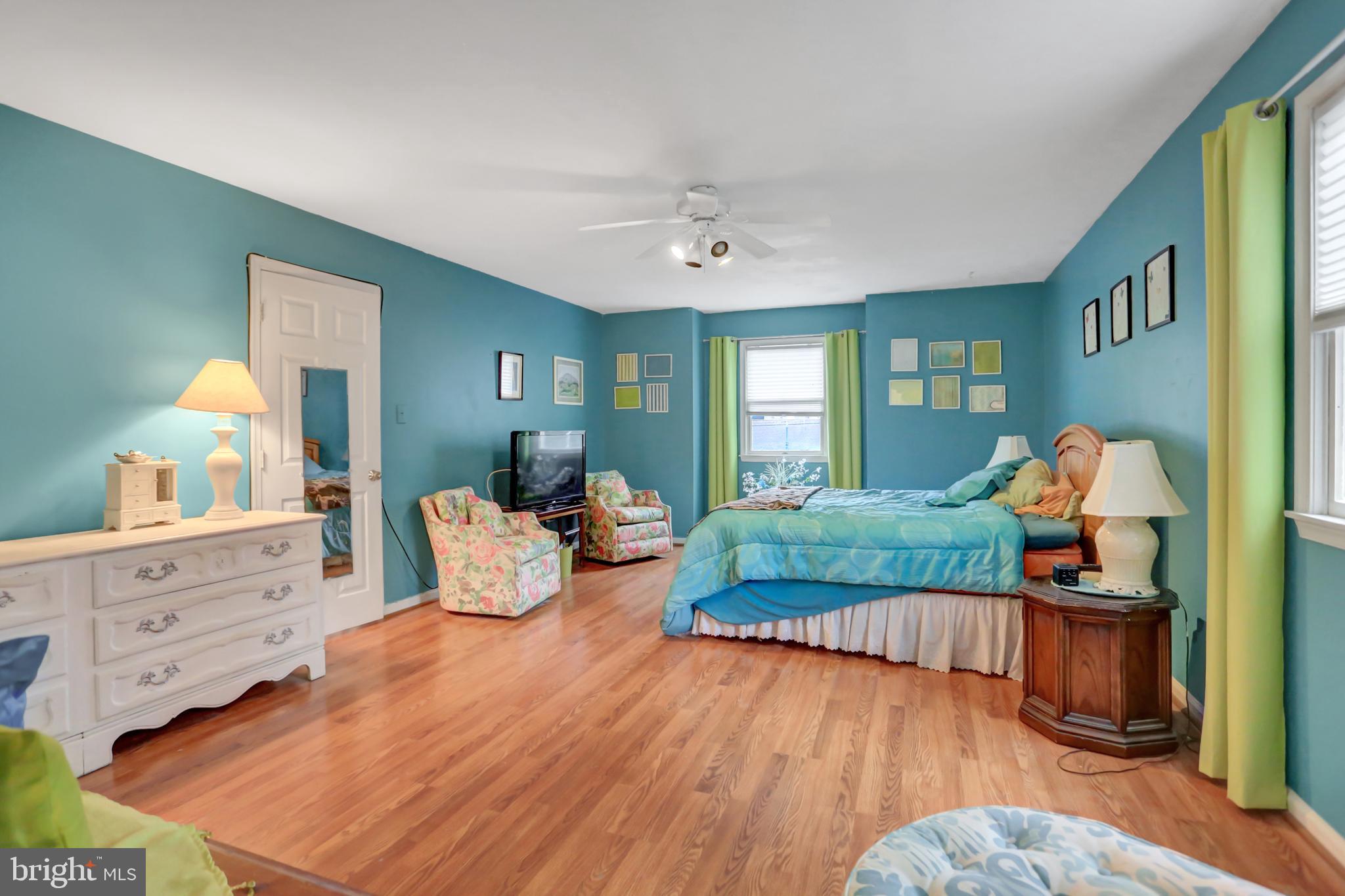 SOUTH GUILFORD - Residential