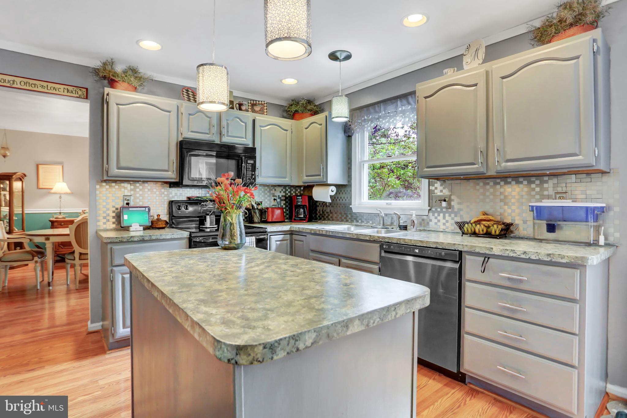 SOUTH GUILFORD - Residential
