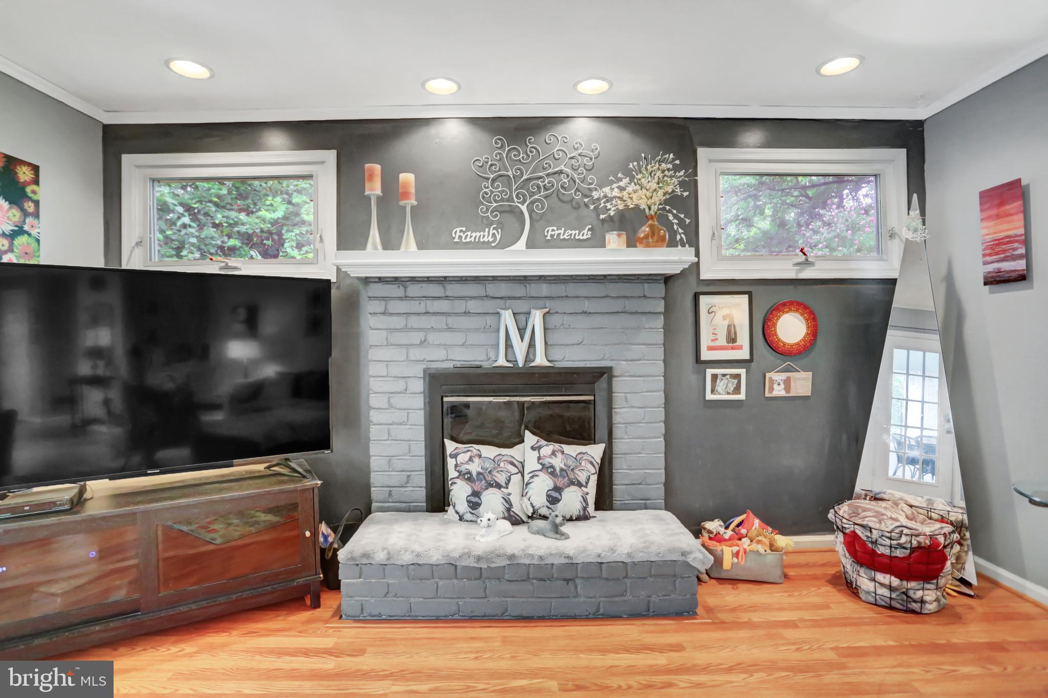 SOUTH GUILFORD - Residential