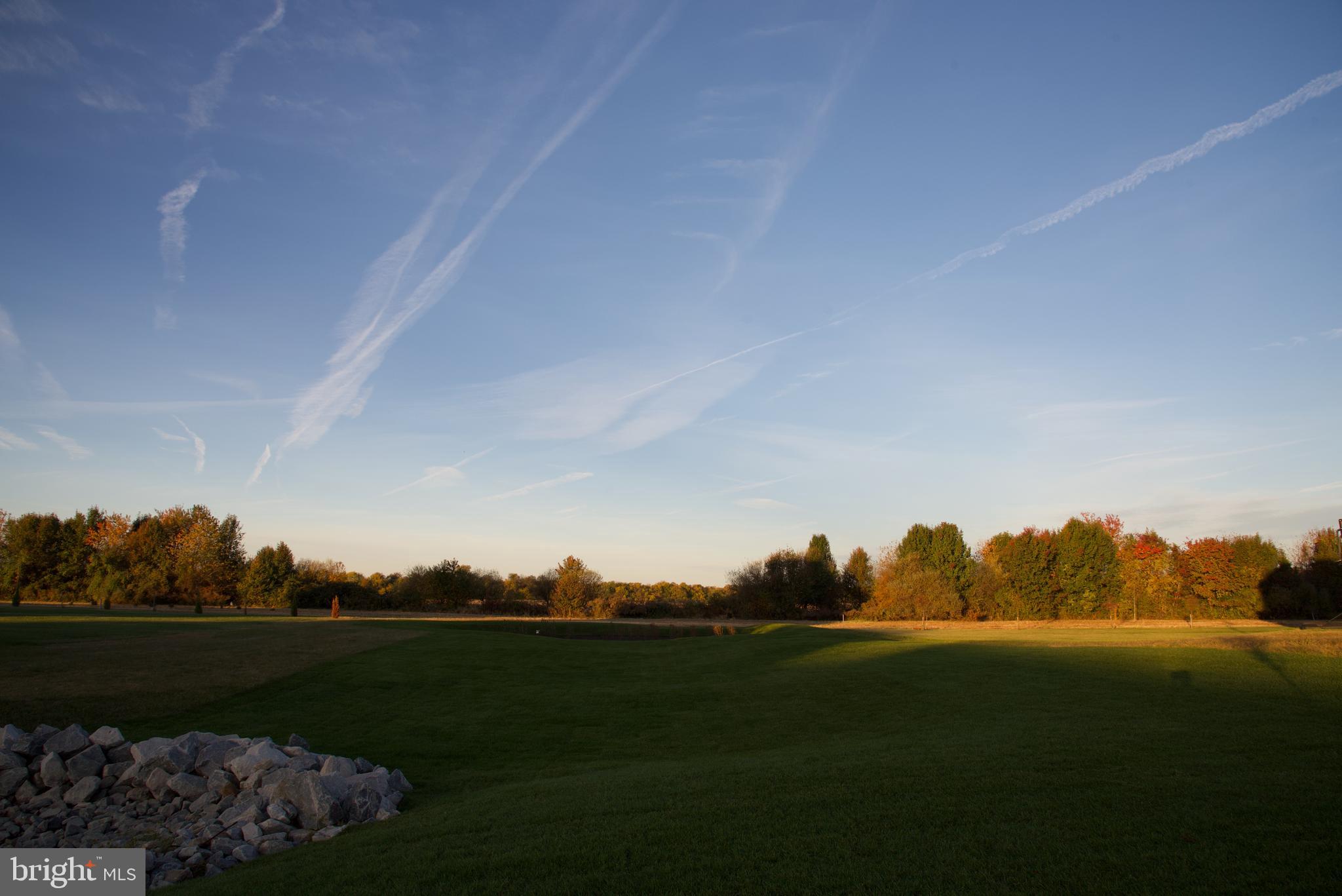 SUMMIT POINTE - Residential