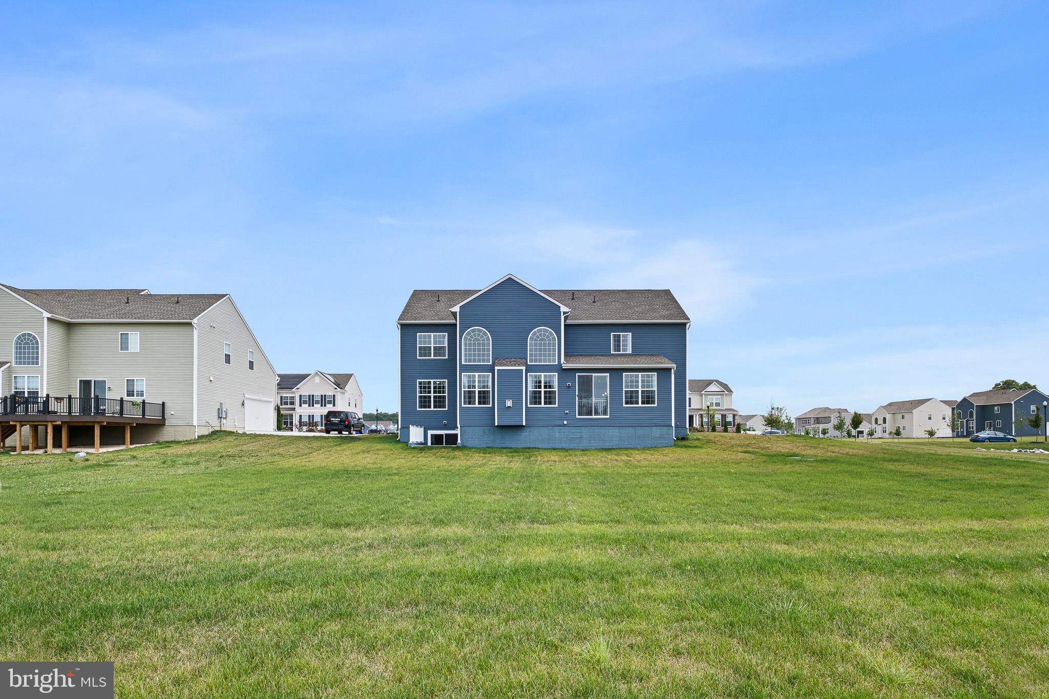 SUMMIT POINTE - Residential