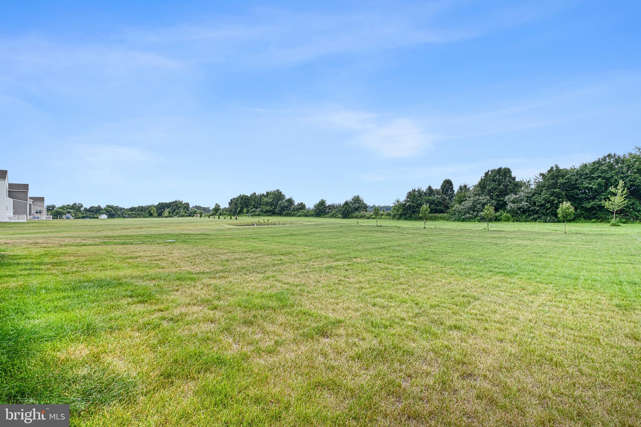 SUMMIT POINTE - Residential