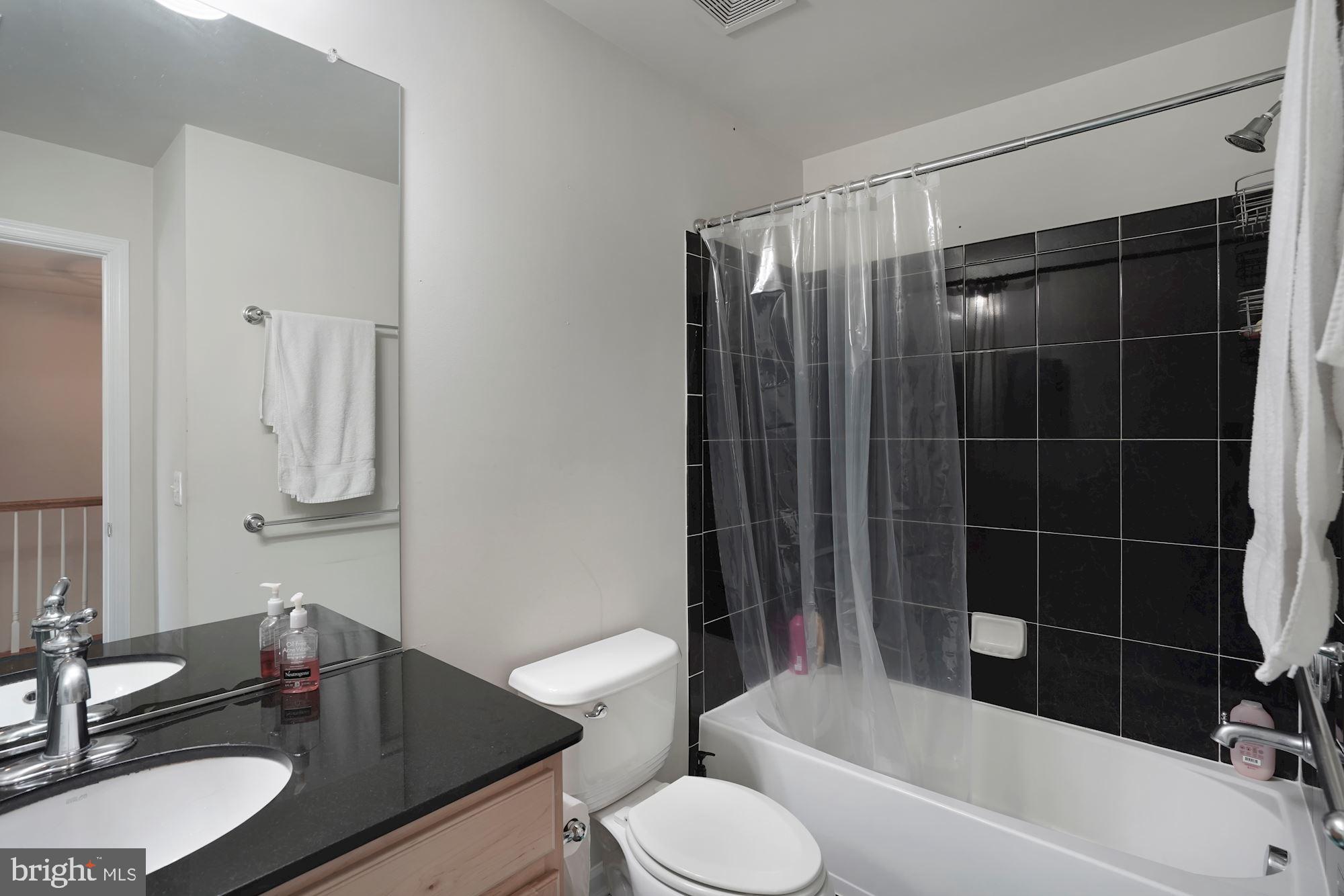 OAKLAWN - Residential