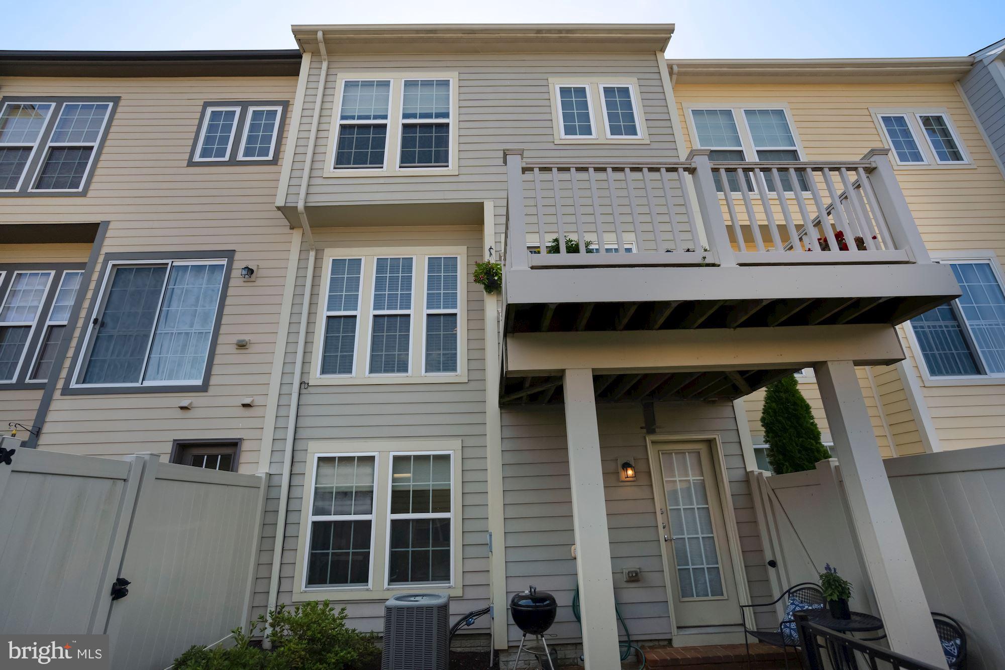 OAKLAWN - Residential