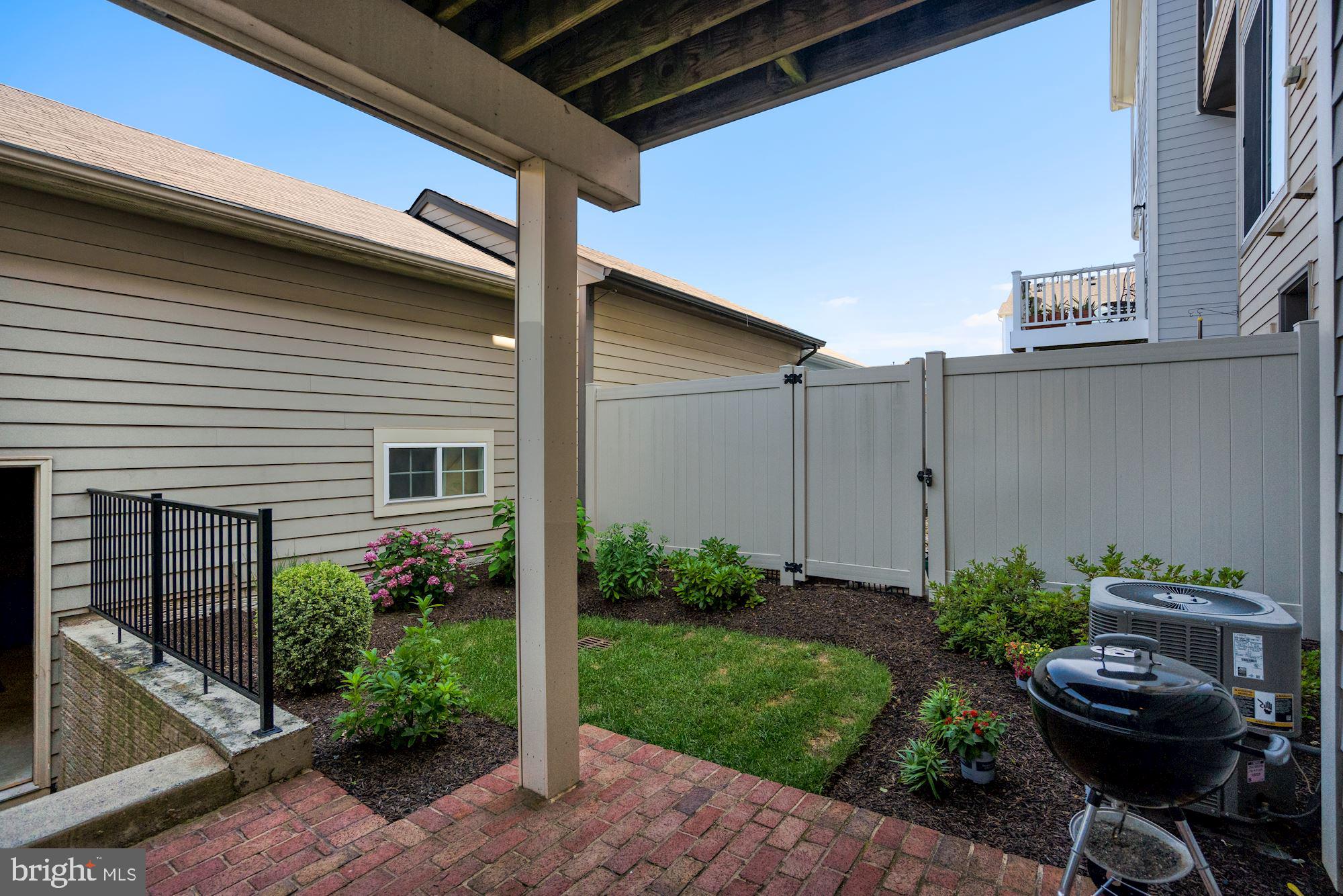 OAKLAWN - Residential