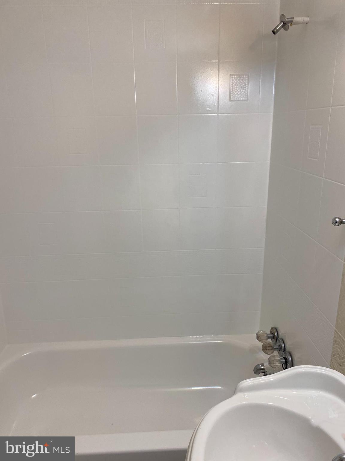 ASHFORD - Residential