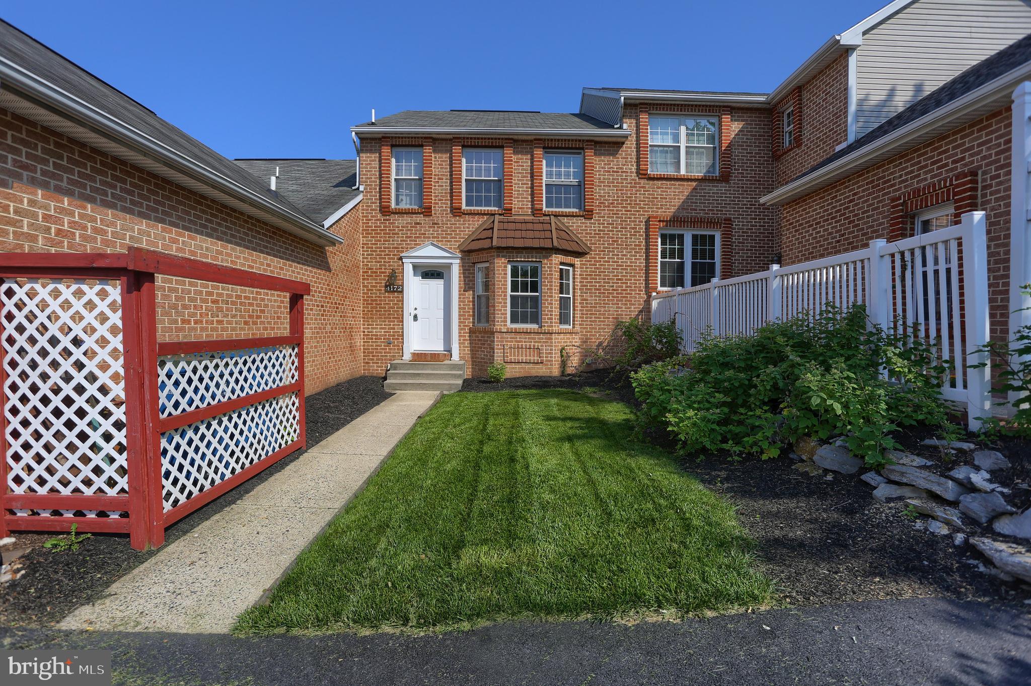 BEAUMONT SQUARE - Residential