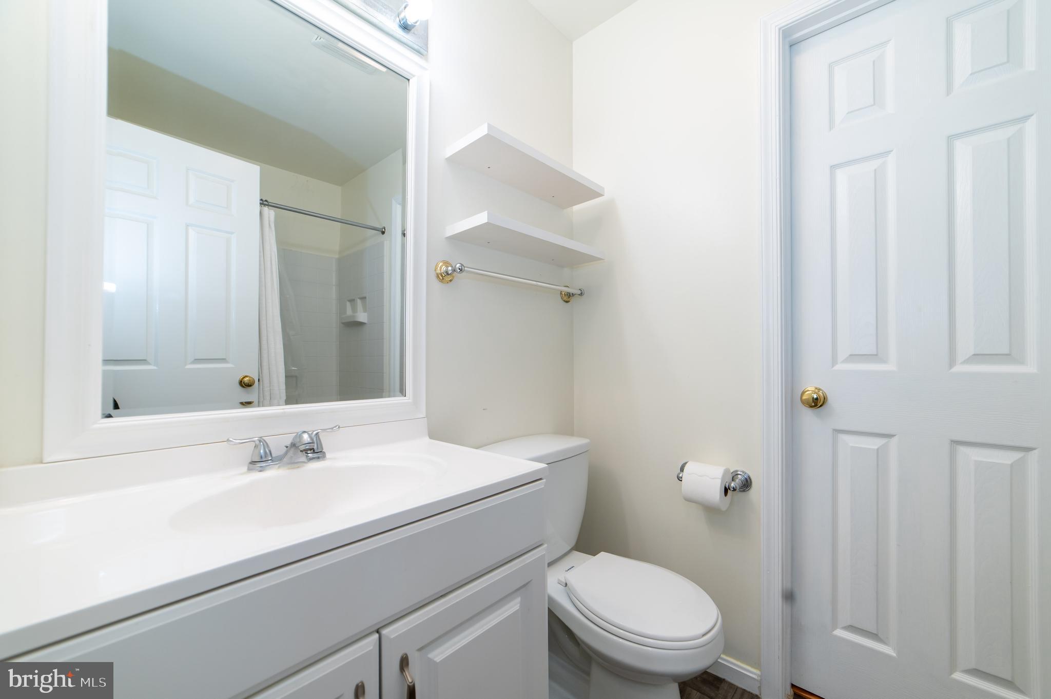 PONDS AT CENTREVILLE - Residential