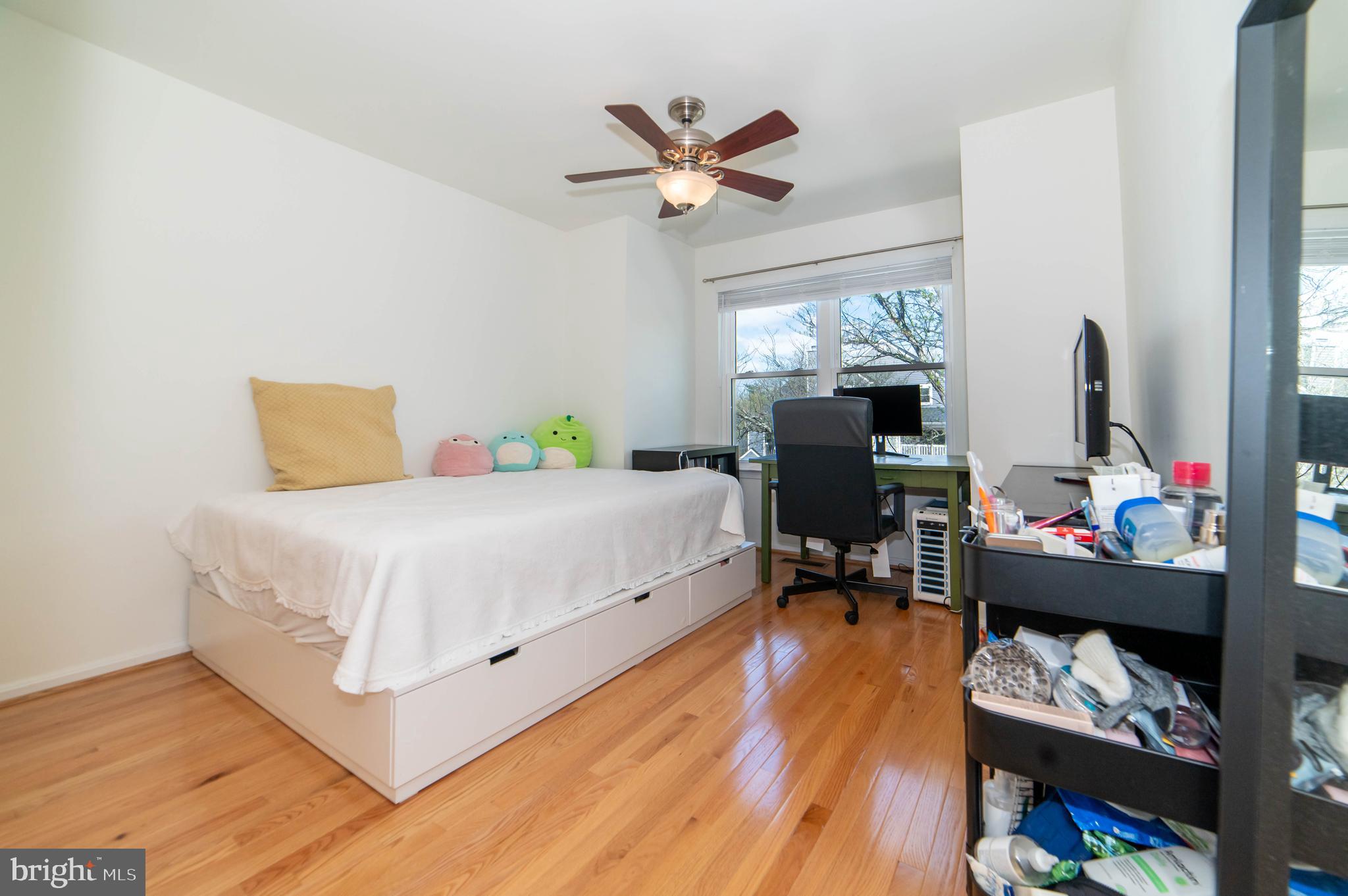 PONDS AT CENTREVILLE - Residential