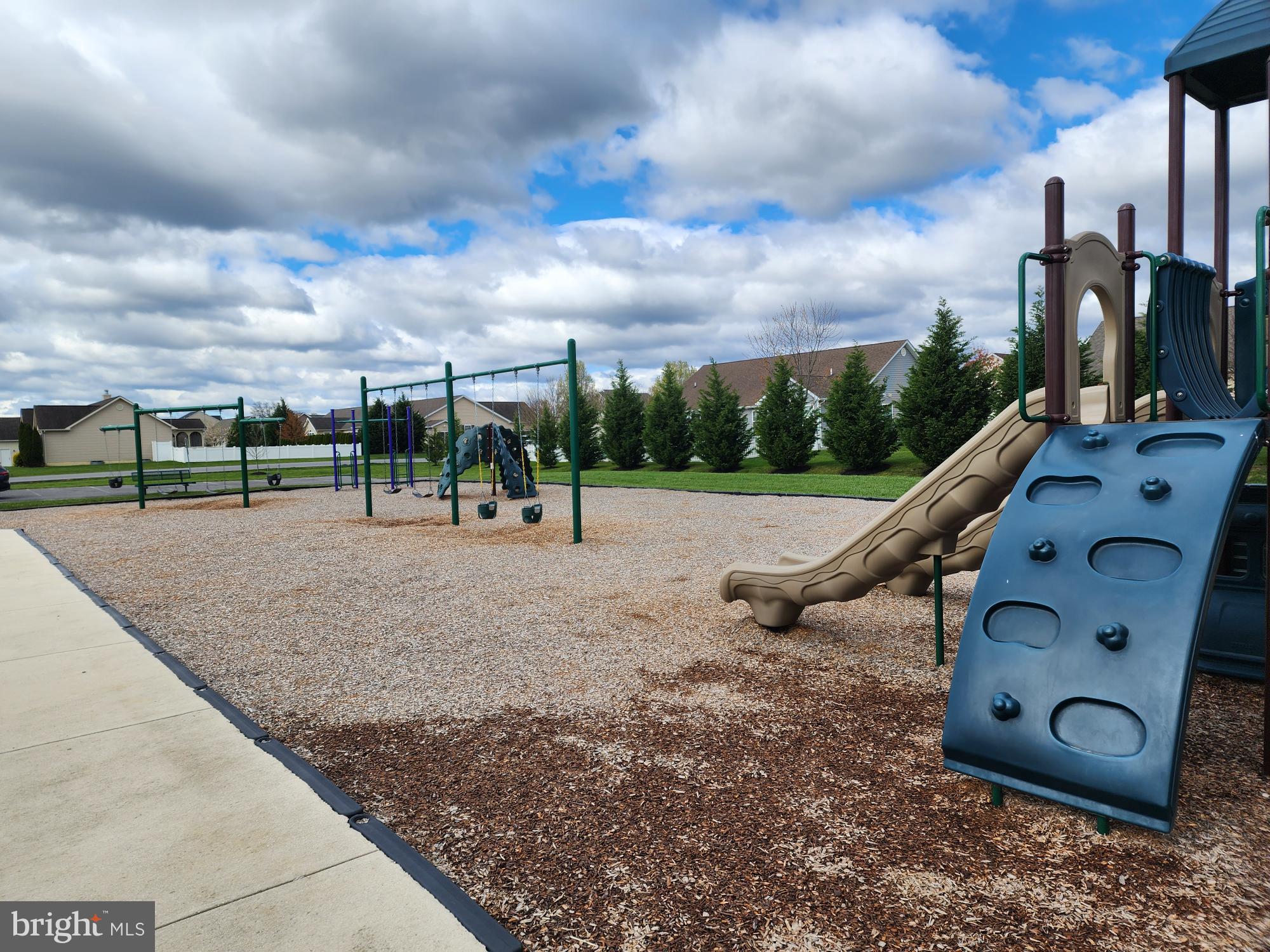 BRIDLE CREEK - Residential