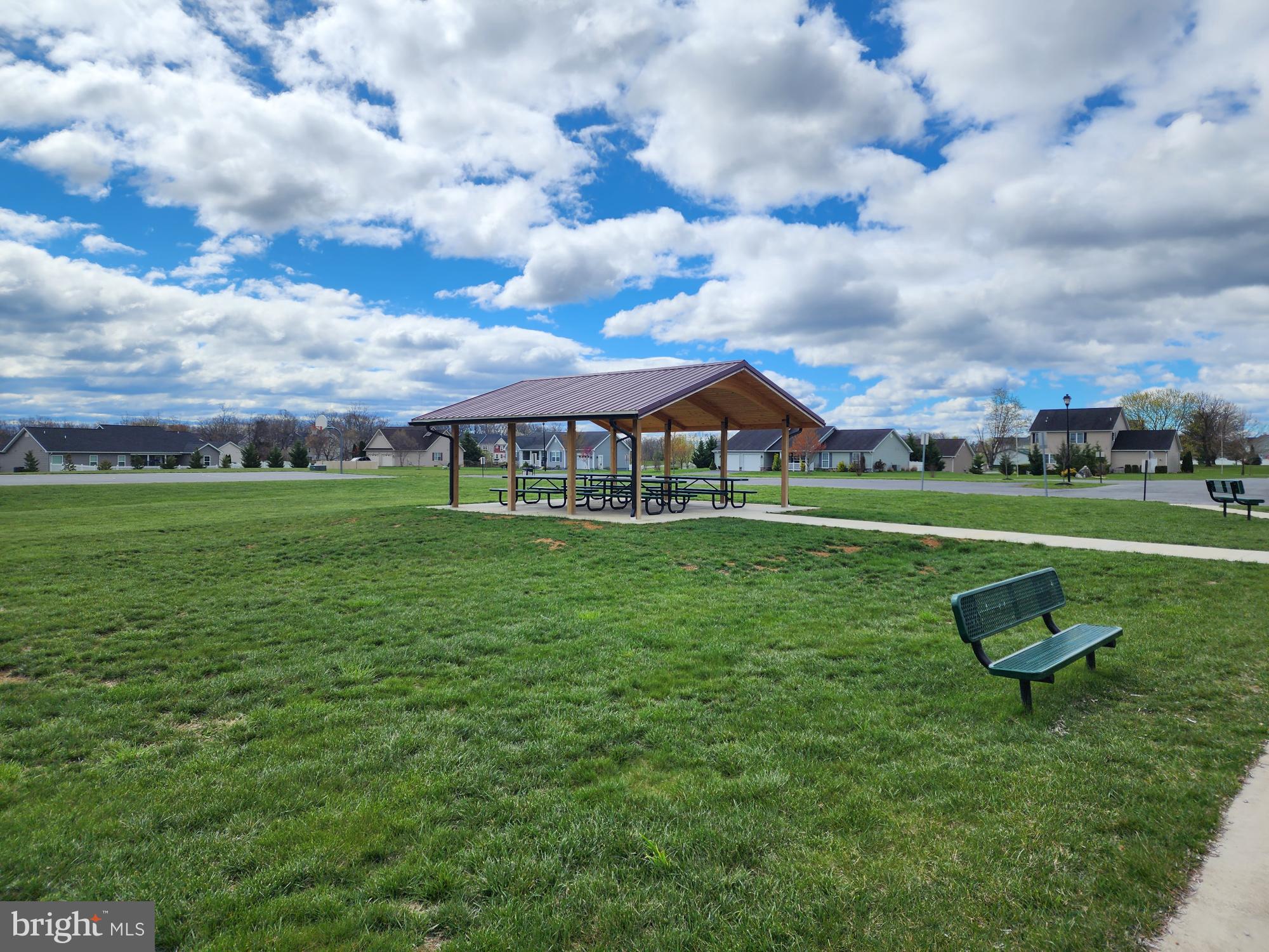 BRIDLE CREEK - Residential