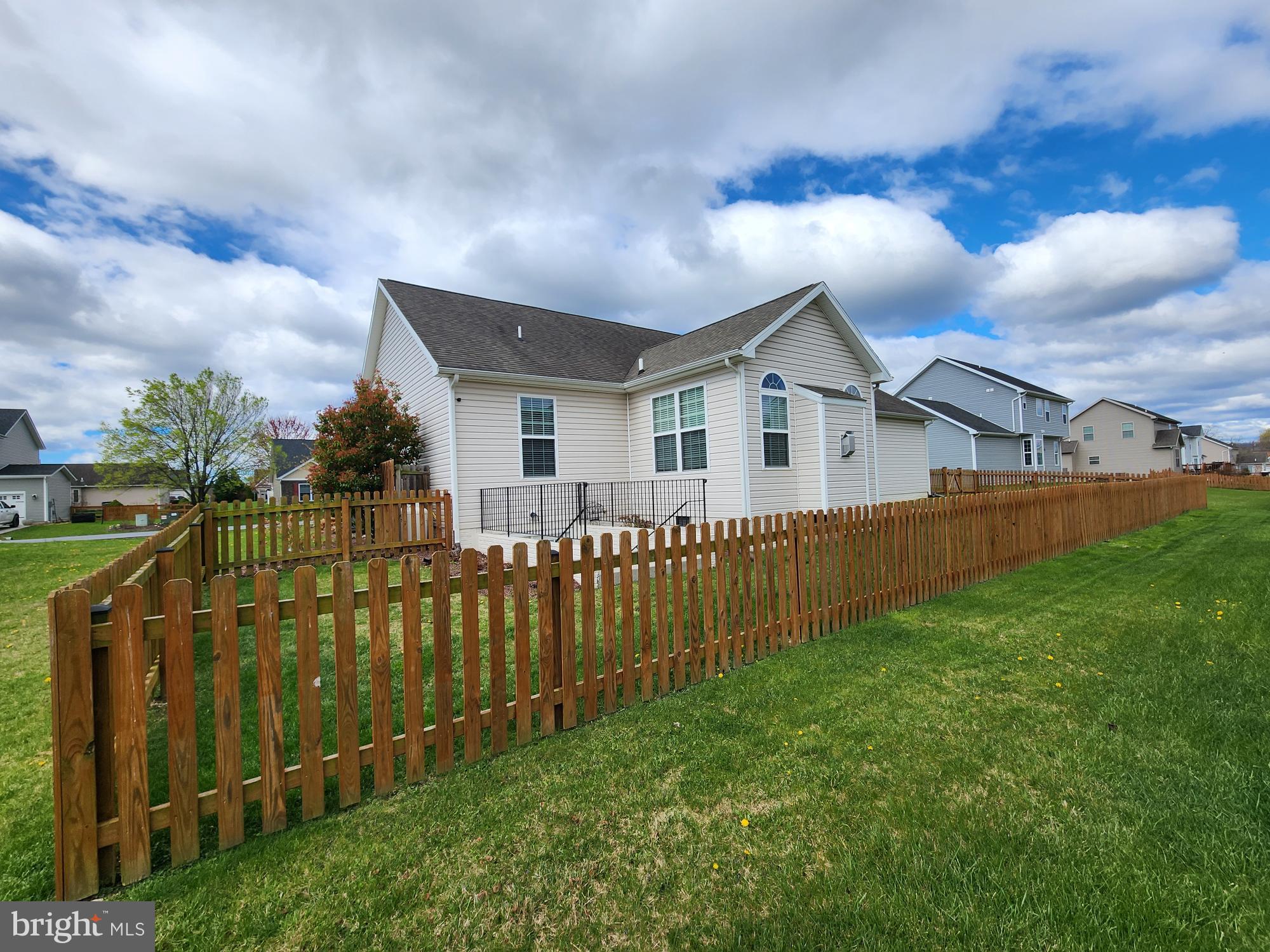 BRIDLE CREEK - Residential