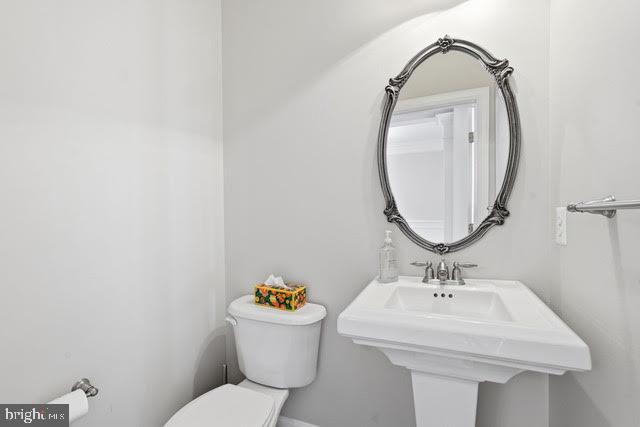 RESERVE AT TYSONS CORNER - Residential Lease