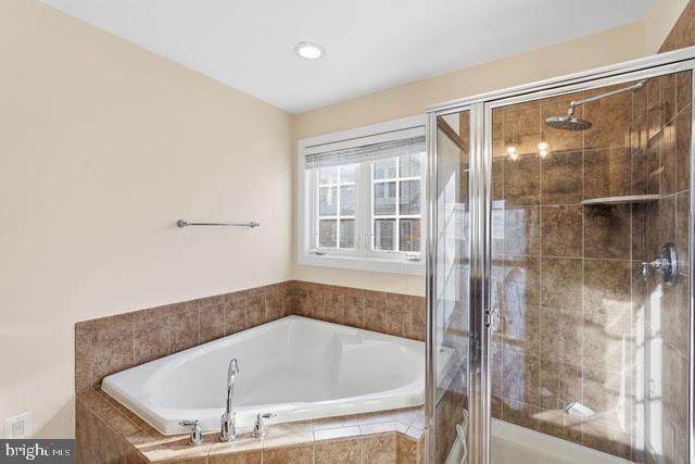 RESERVE AT TYSONS CORNER - Residential Lease