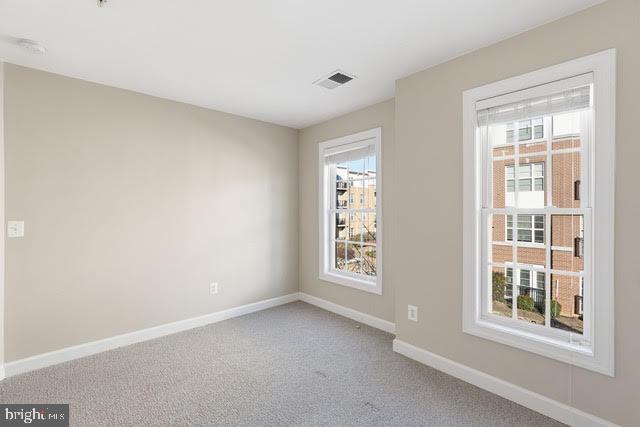 RESERVE AT TYSONS CORNER - Residential Lease