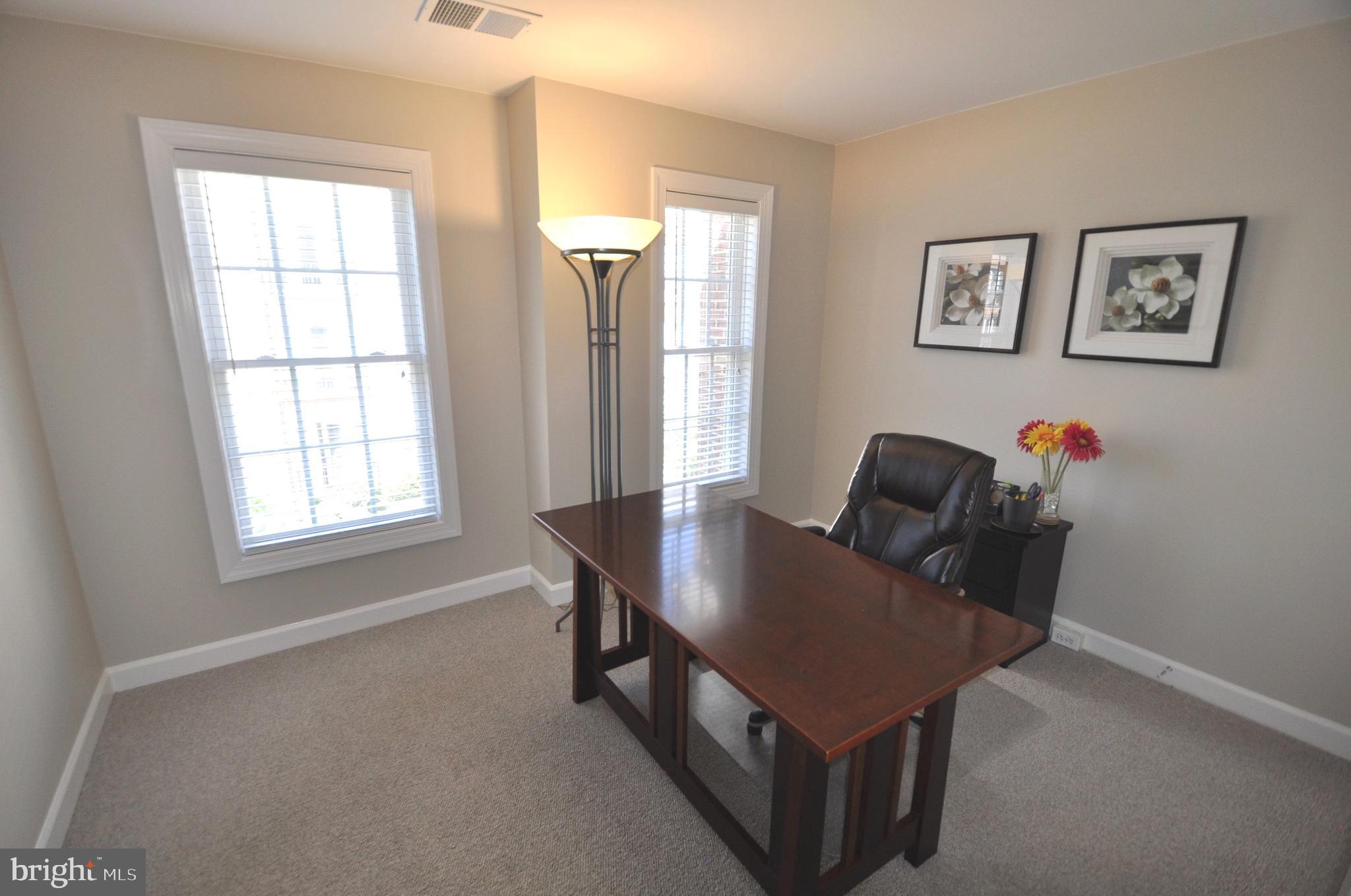 RESERVE AT TYSONS CORNER - Residential Lease