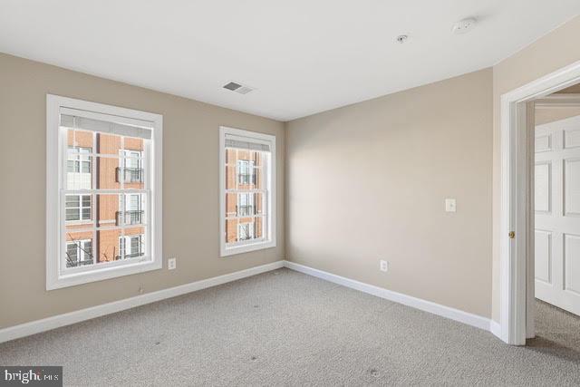 RESERVE AT TYSONS CORNER - Residential Lease