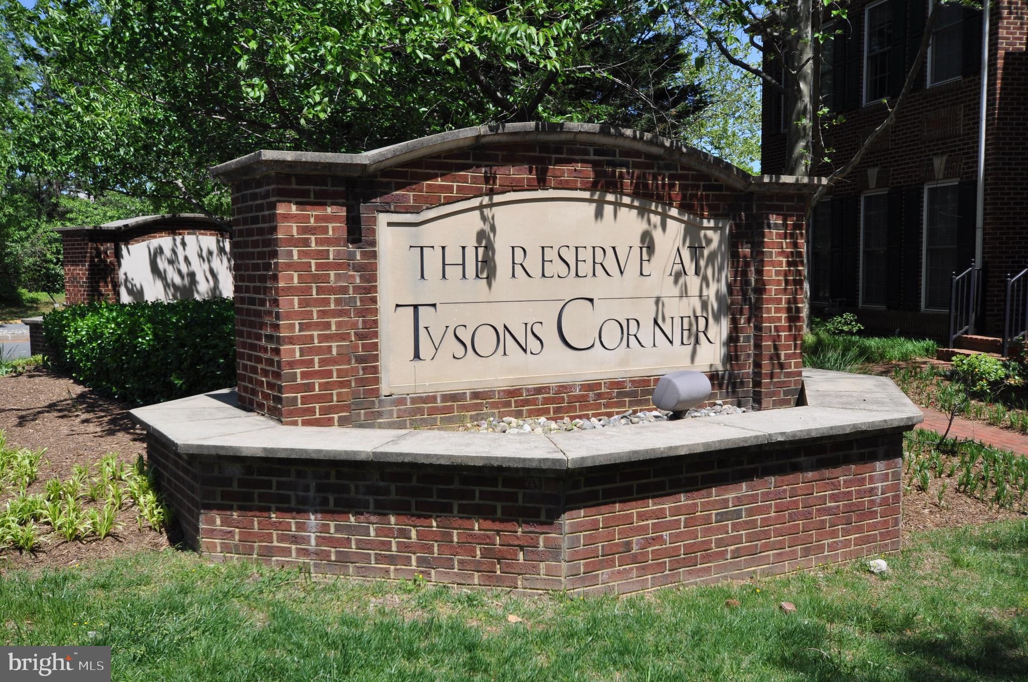 RESERVE AT TYSONS CORNER - Residential Lease