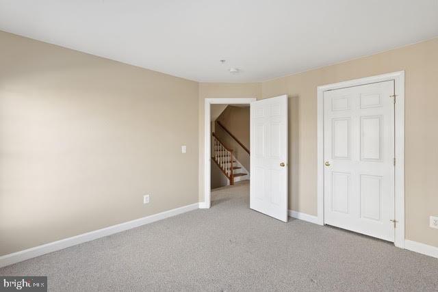 RESERVE AT TYSONS CORNER - Residential Lease