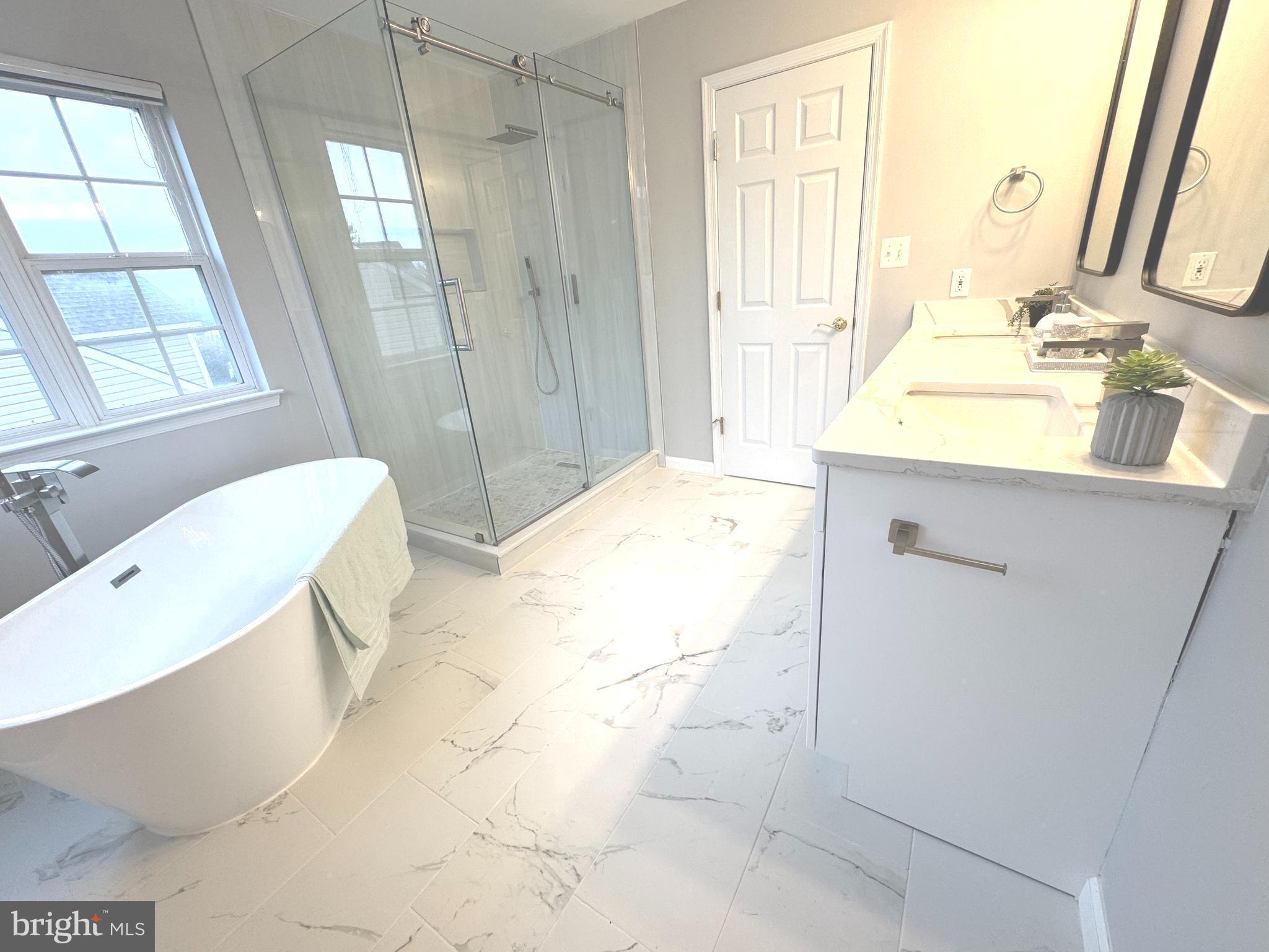 CROSSROADS MANOR - Residential