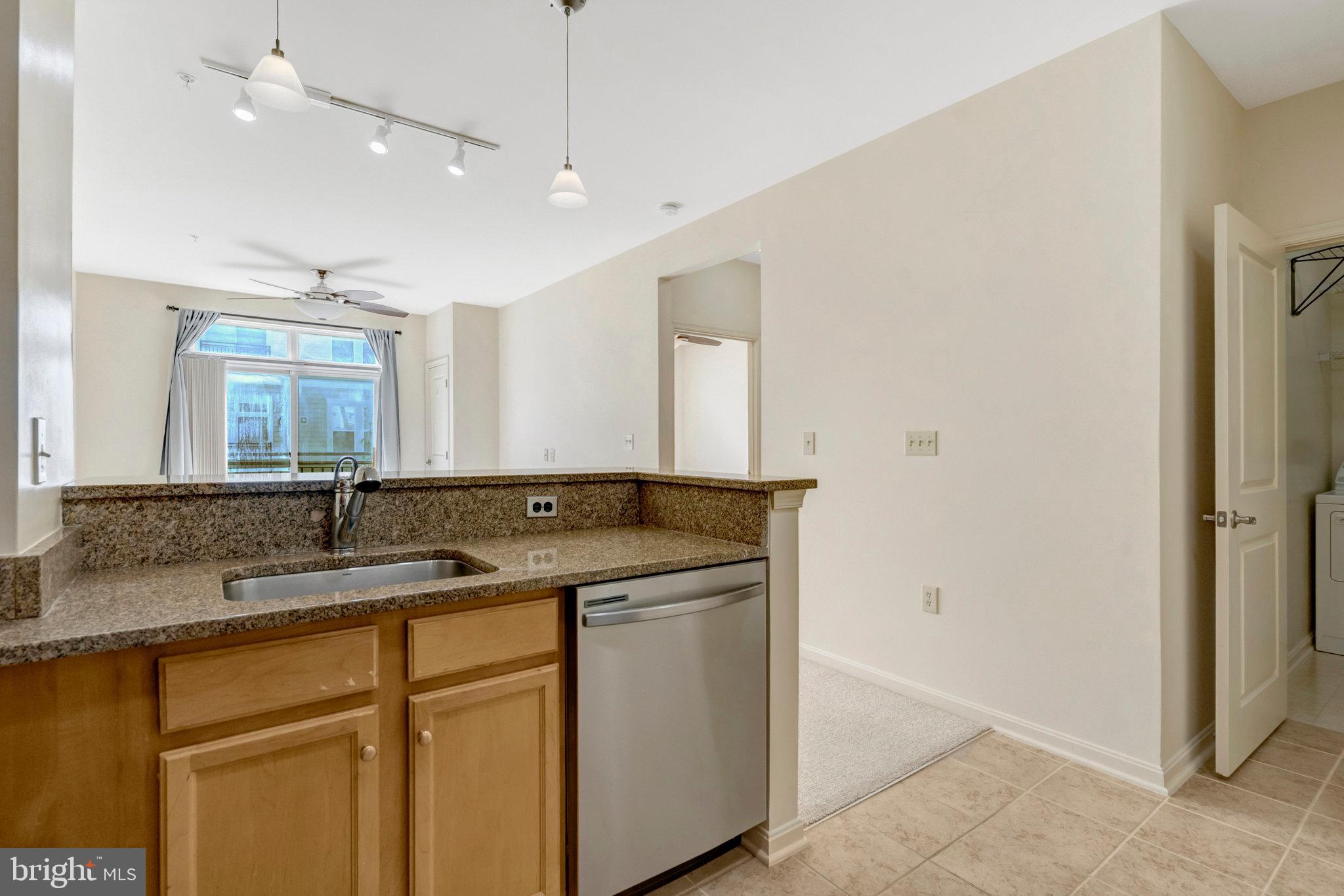 HALSTEAD AT THE METRO II - Residential