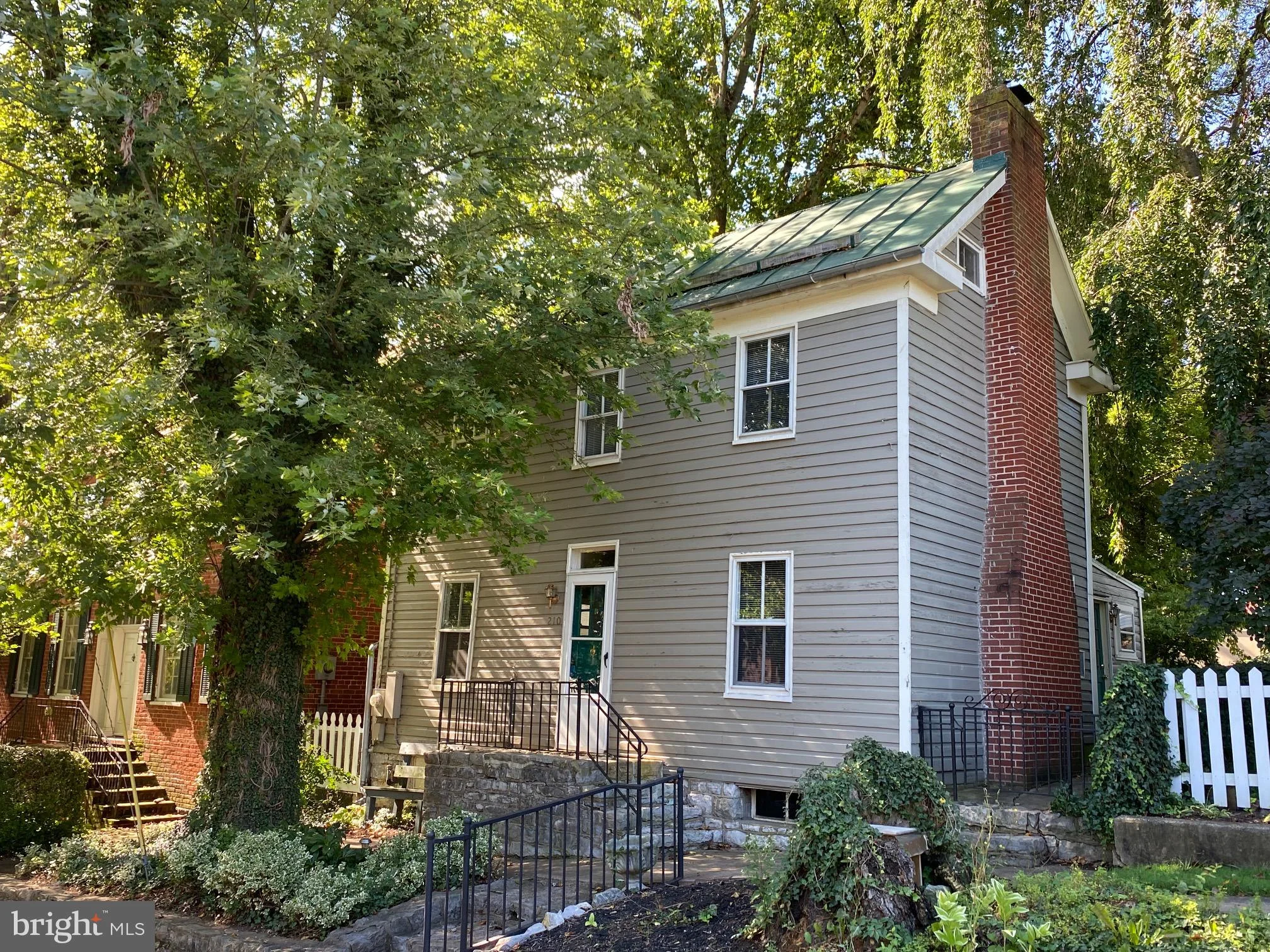 210 New Street W, Shepherdstown, WV 25443