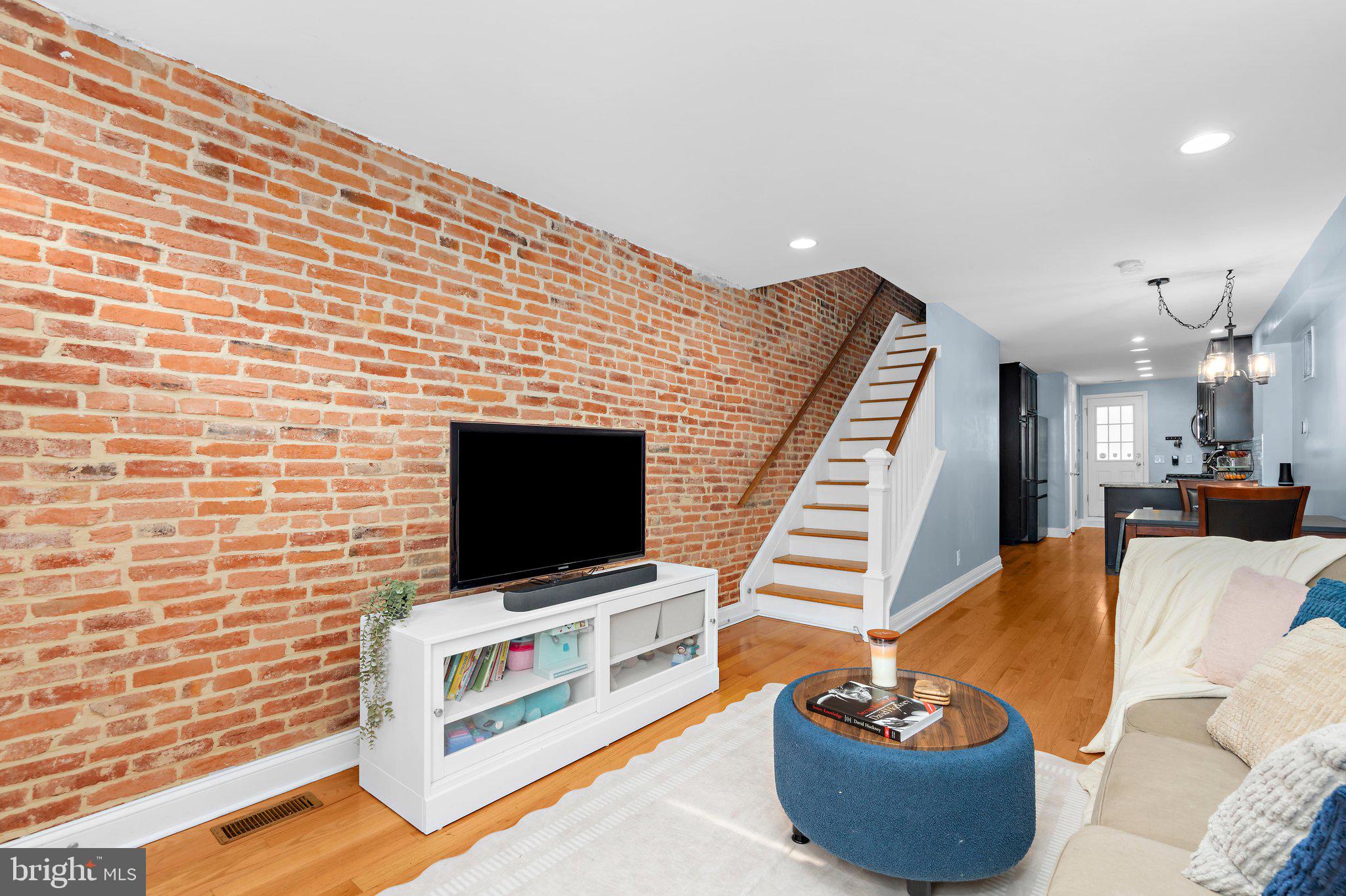 114 N PORT STREET