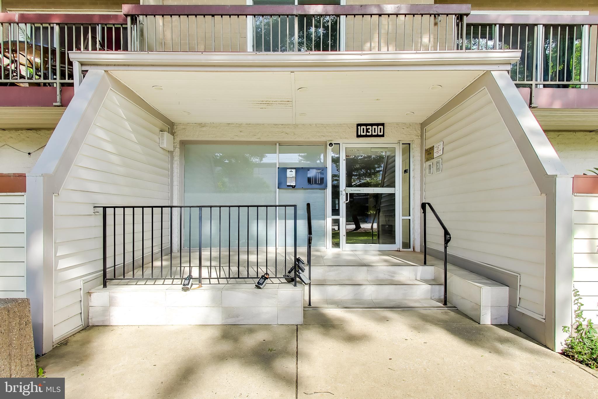 10300 WESTLAKE DRIVE S404