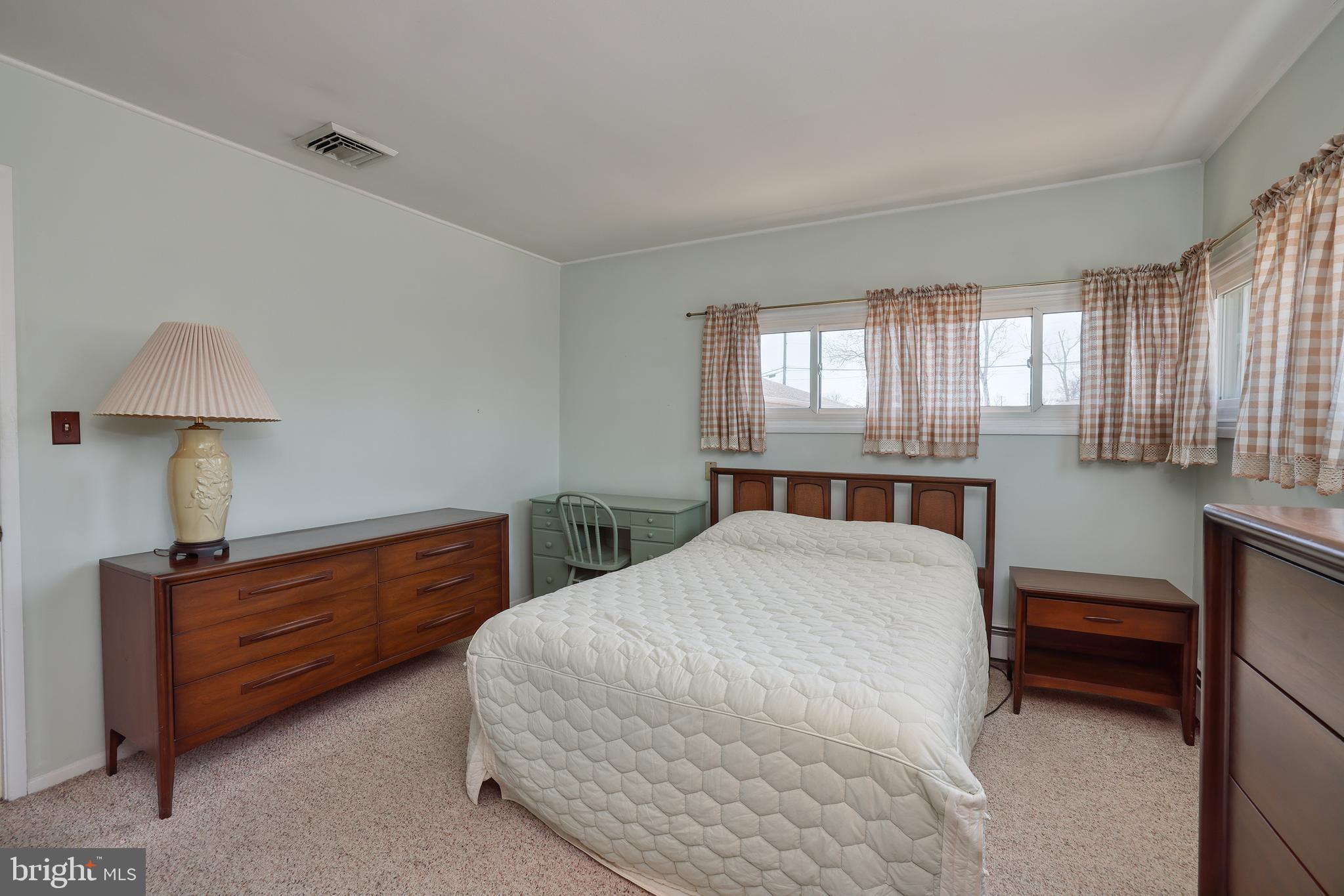 DOGWOOD HOLLOW - Residential