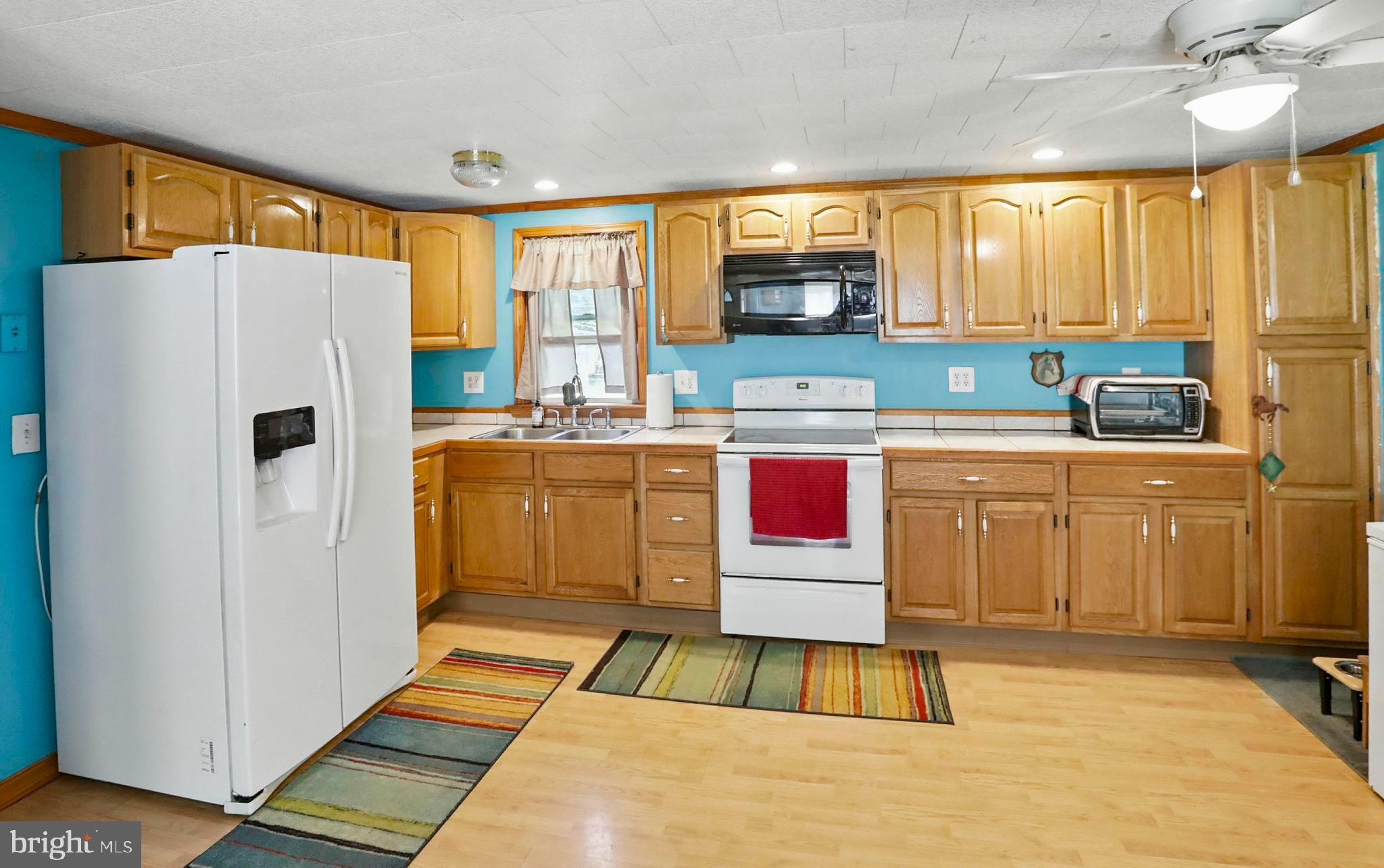 LAKE WYNONAH - Residential