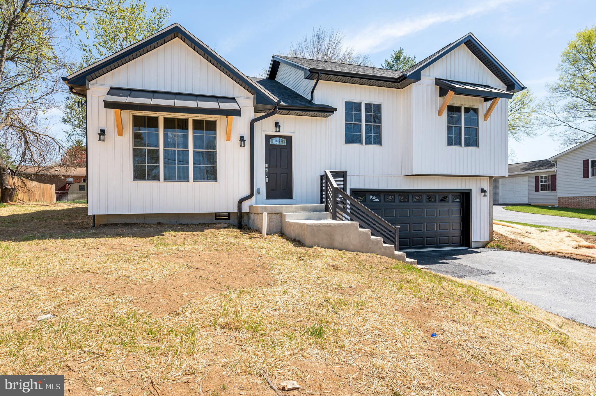 PIKE VIEW ACRES - Residential