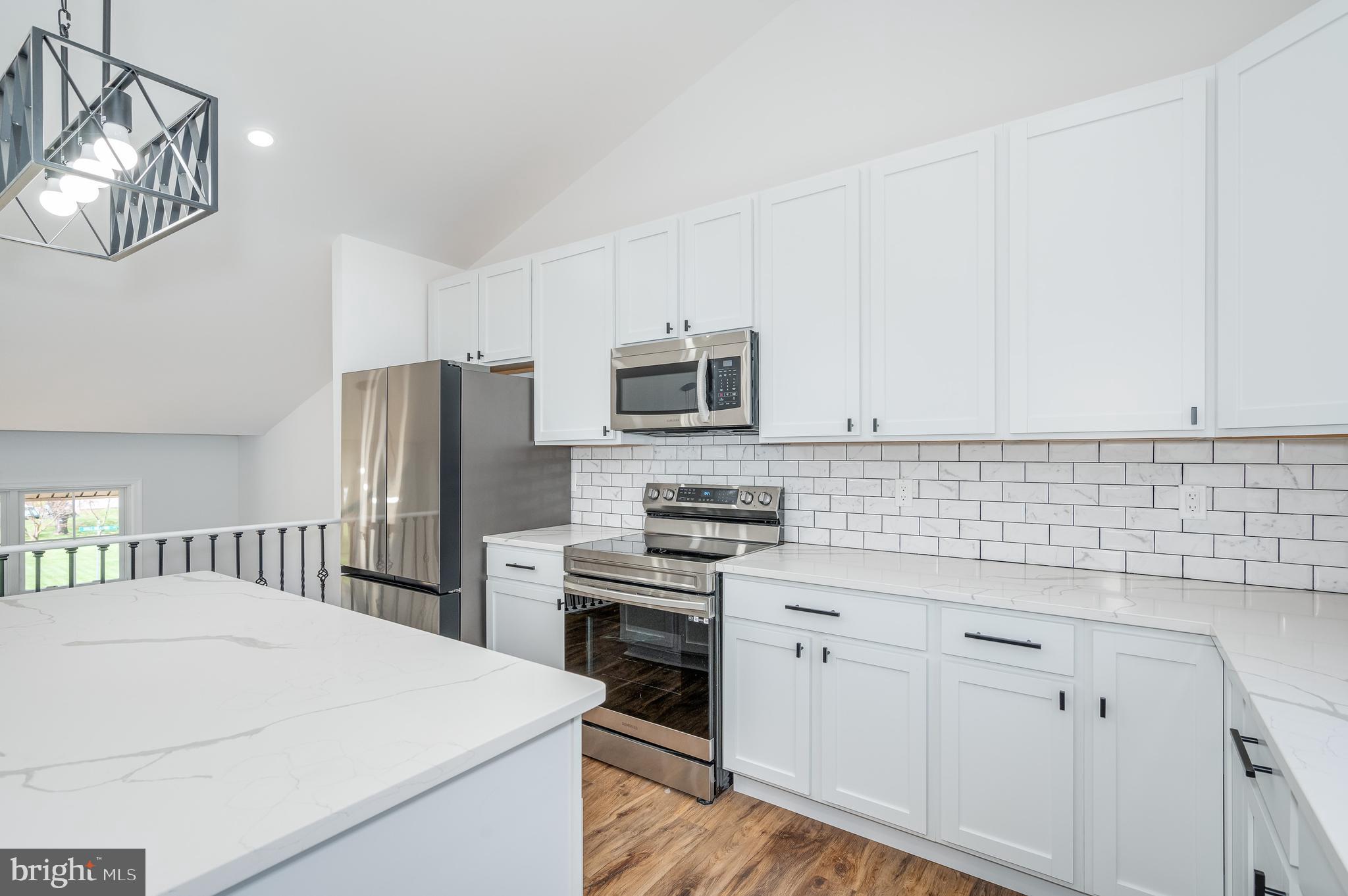 PIKE VIEW ACRES - Residential