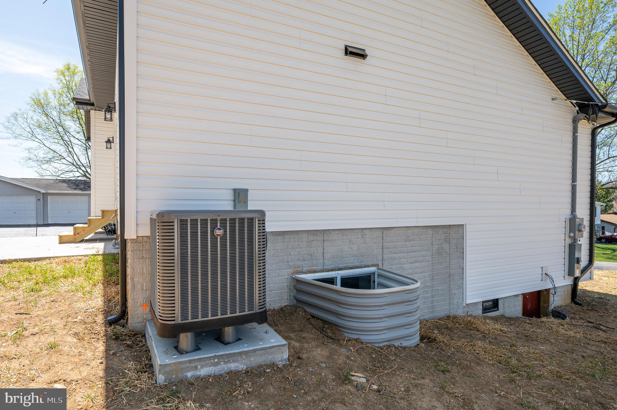 PIKE VIEW ACRES - Residential