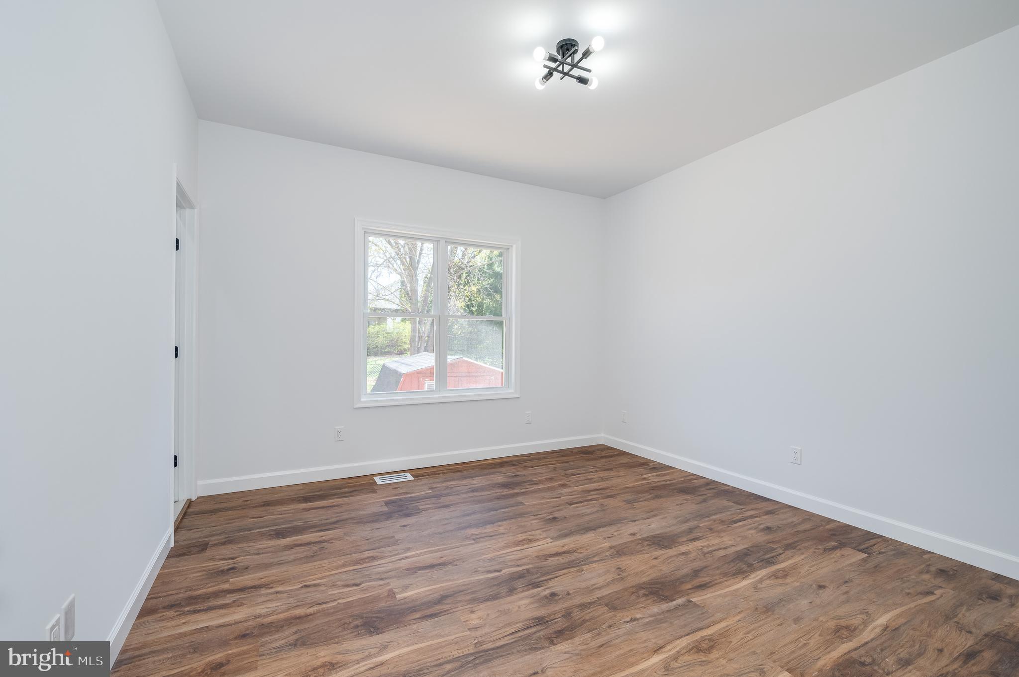 PIKE VIEW ACRES - Residential