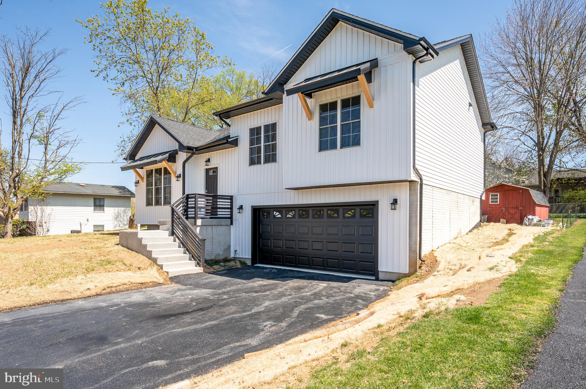 PIKE VIEW ACRES - Residential