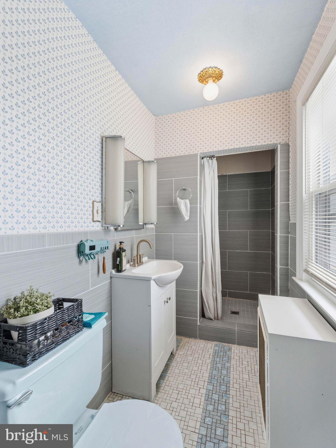 ARONIMINK - Residential