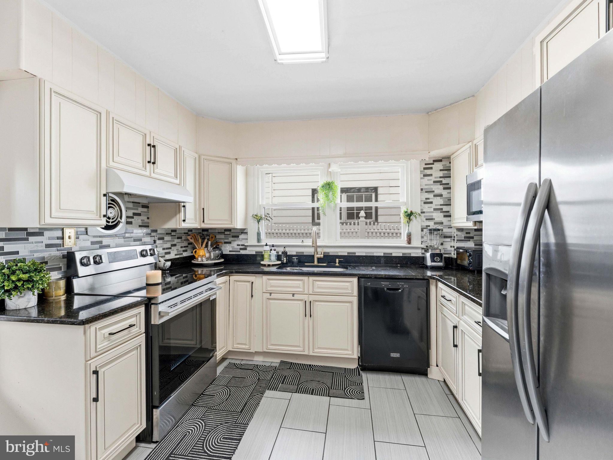 ARONIMINK - Residential