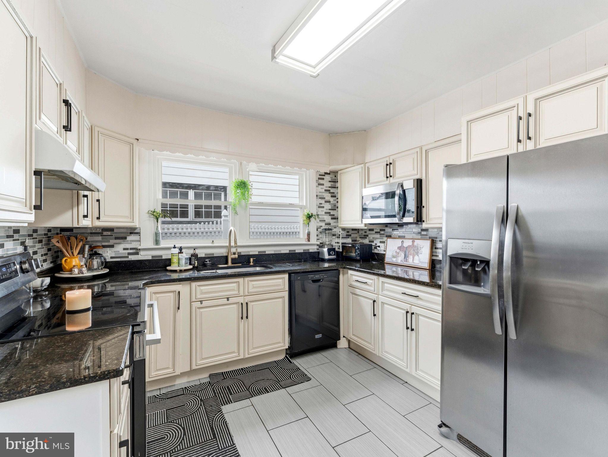 ARONIMINK - Residential