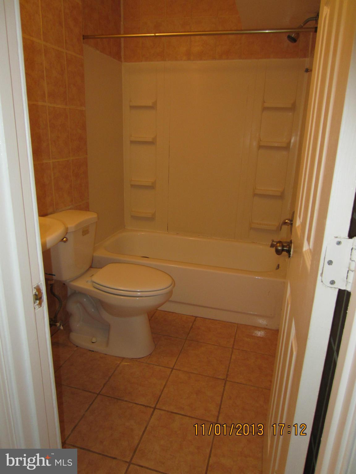 CABIN CREEKWOOD - Residential Lease