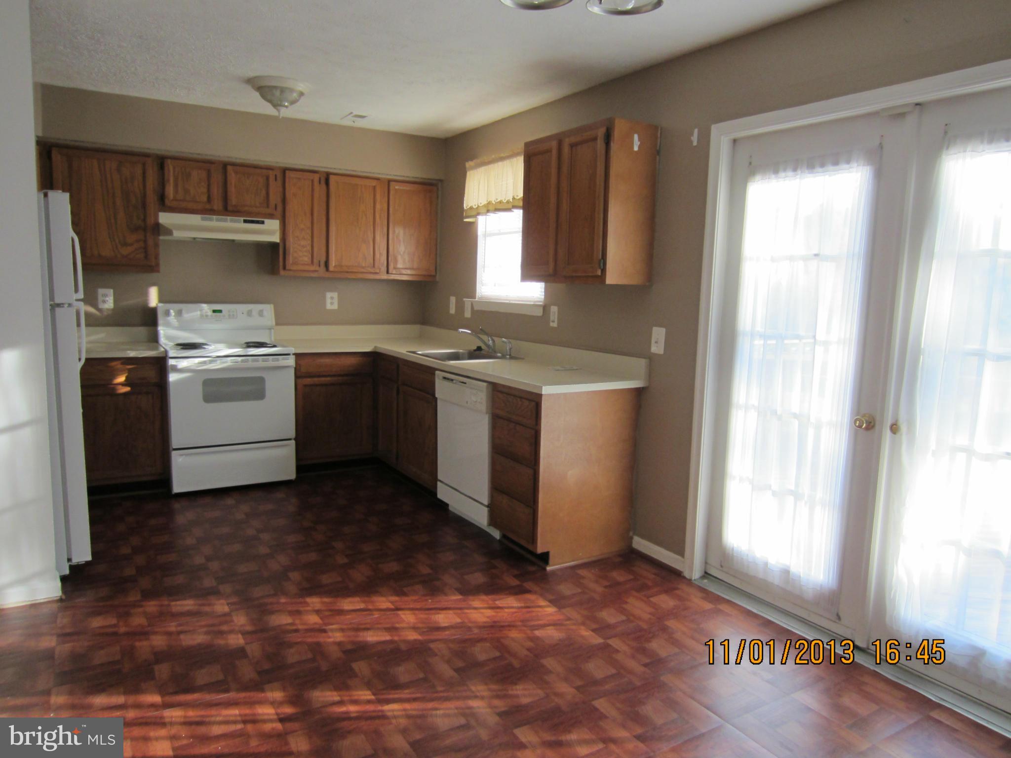 CABIN CREEKWOOD - Residential Lease