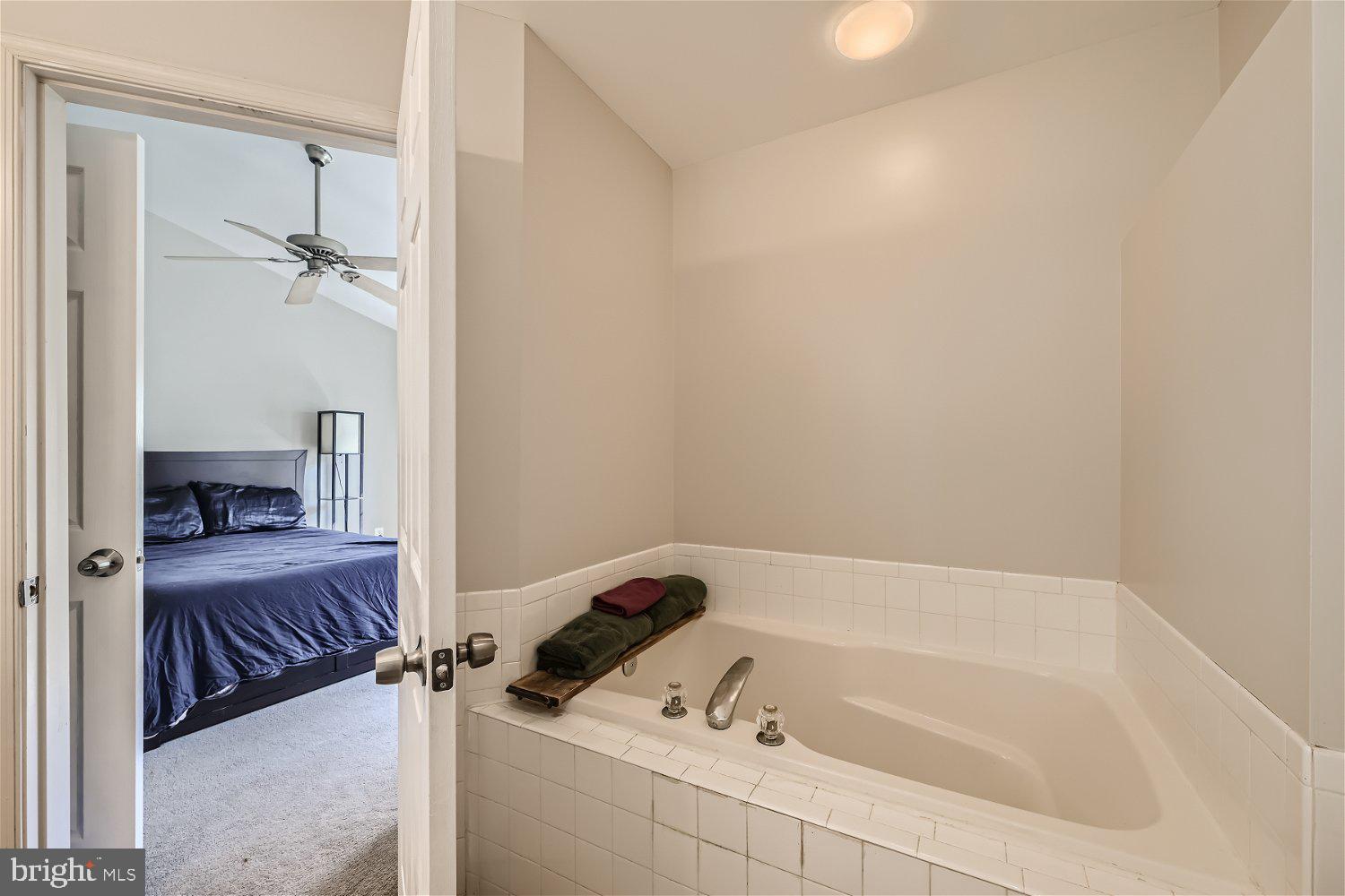 WILLOW BROOK - Residential