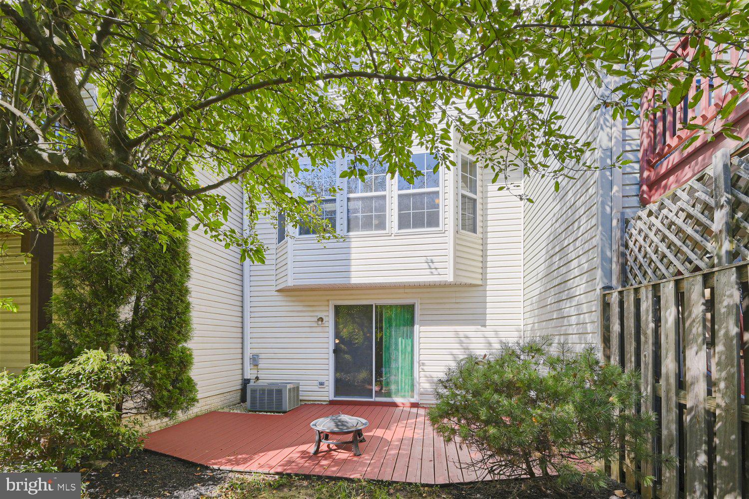 WILLOW BROOK - Residential