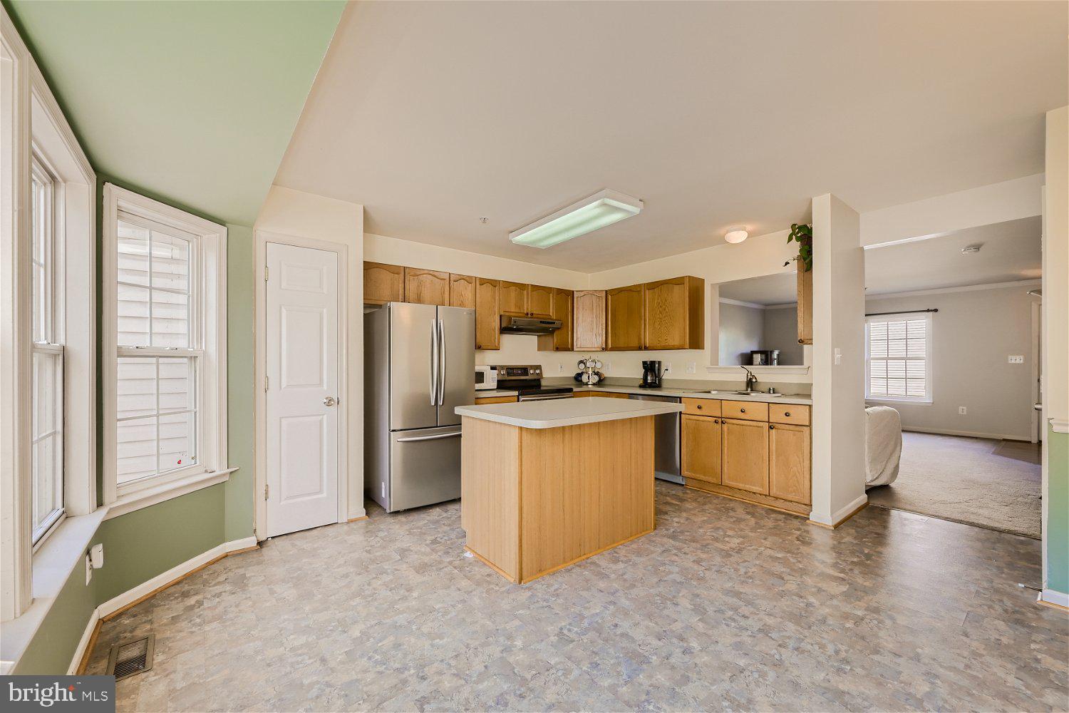 WILLOW BROOK - Residential