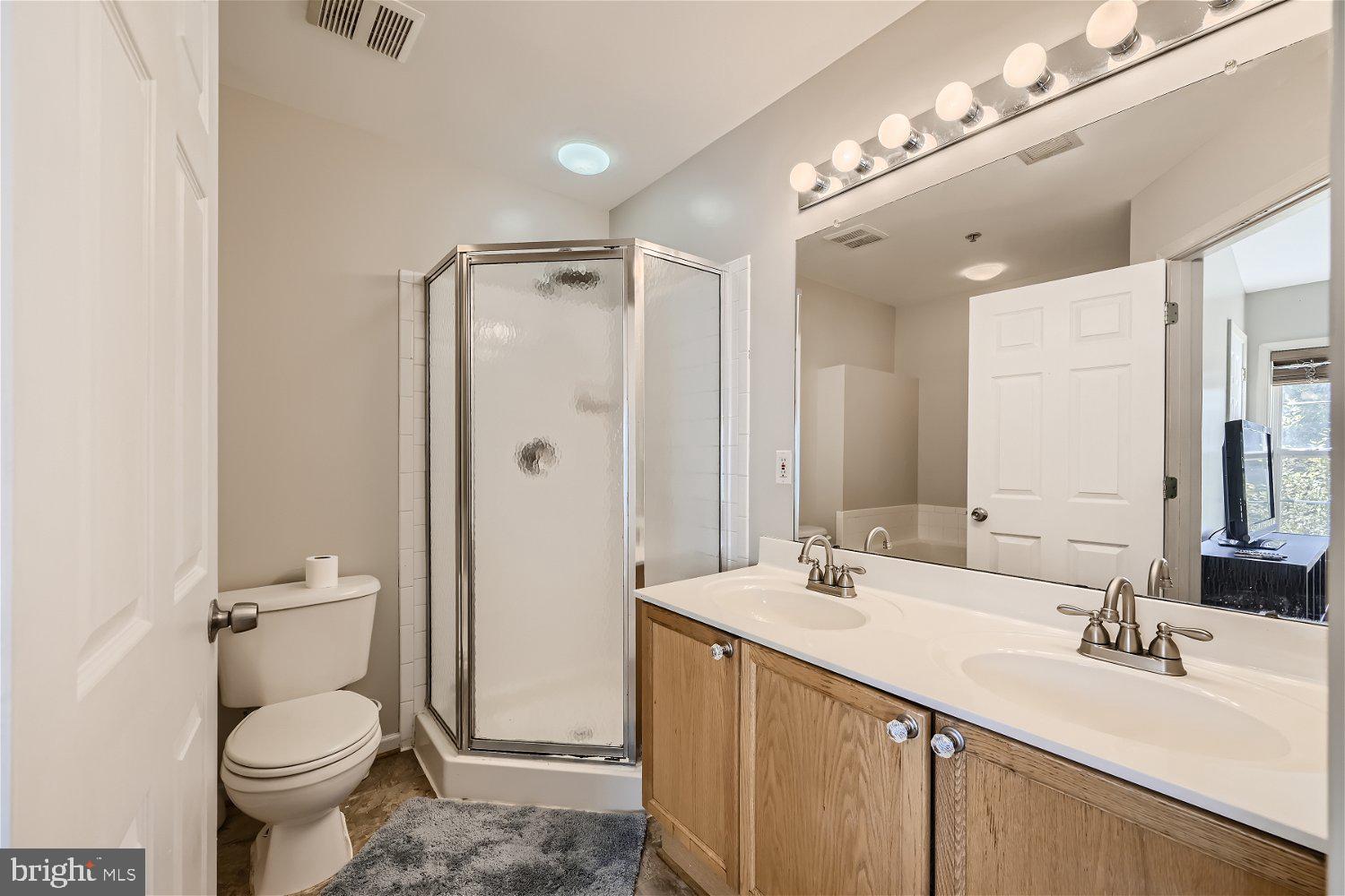 WILLOW BROOK - Residential