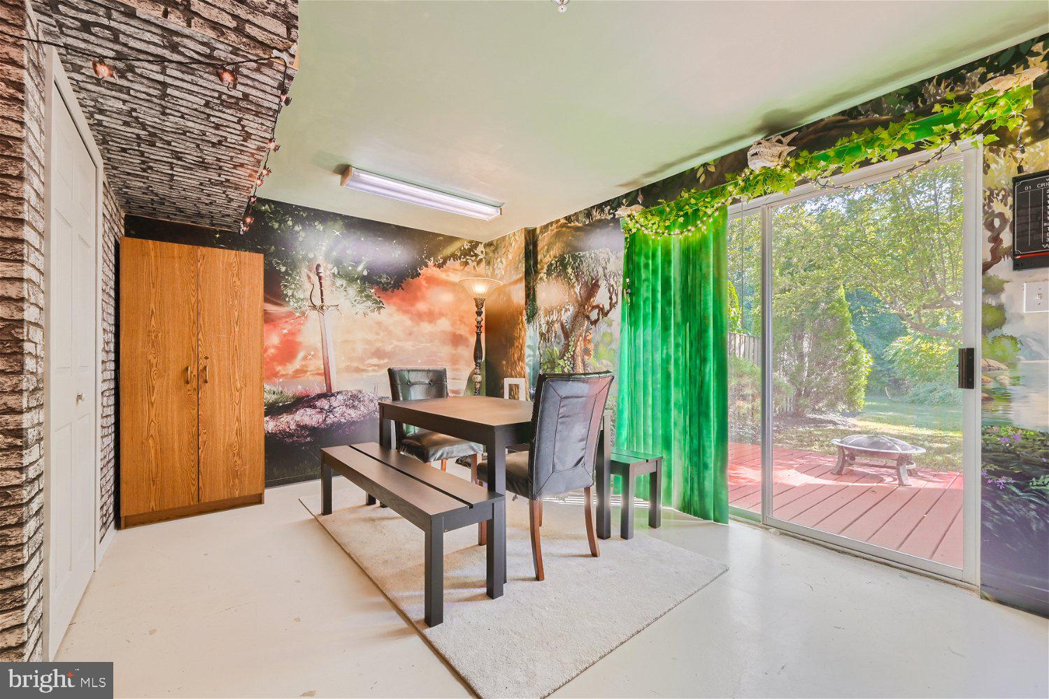 WILLOW BROOK - Residential