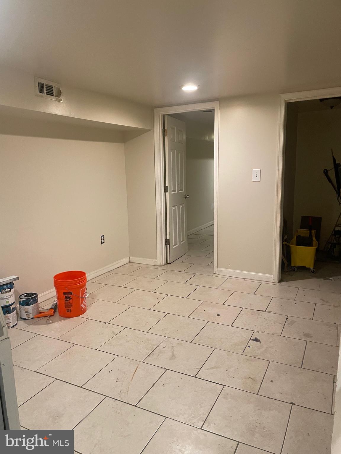 WEST BALTIMORE - Residential