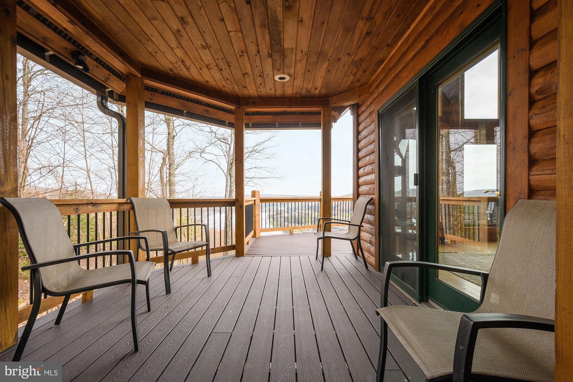 DEEP CREEK HIGHLANDS - Residential