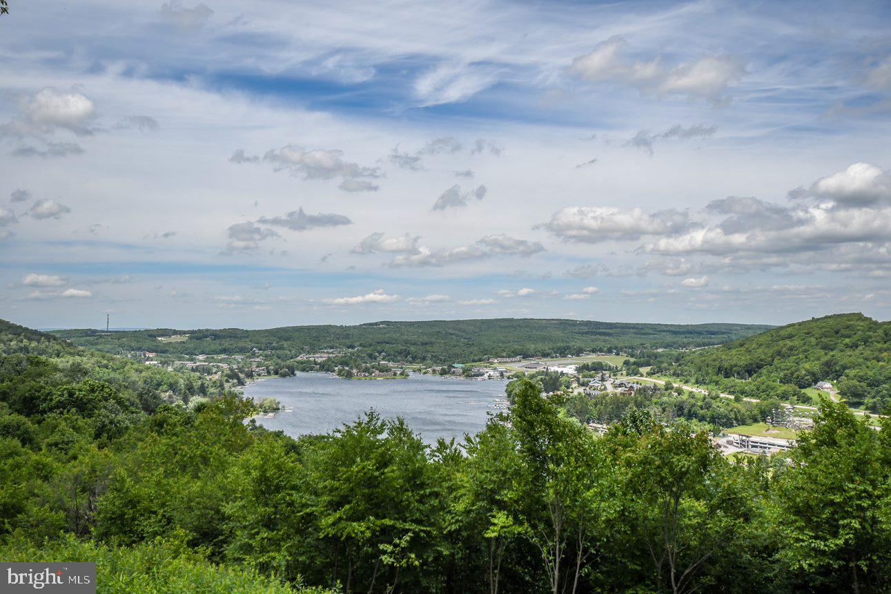 DEEP CREEK HIGHLANDS - Residential