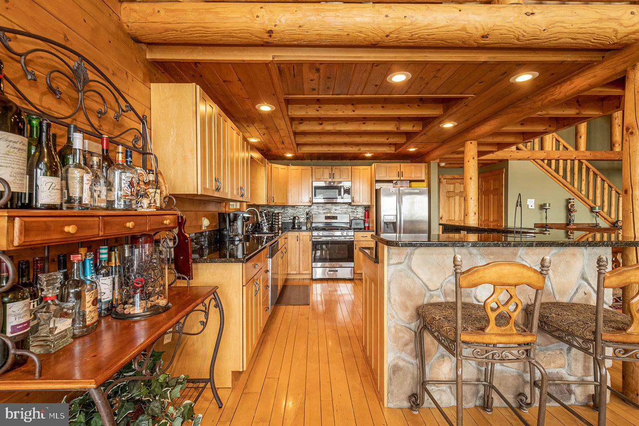 DEEP CREEK HIGHLANDS - Residential